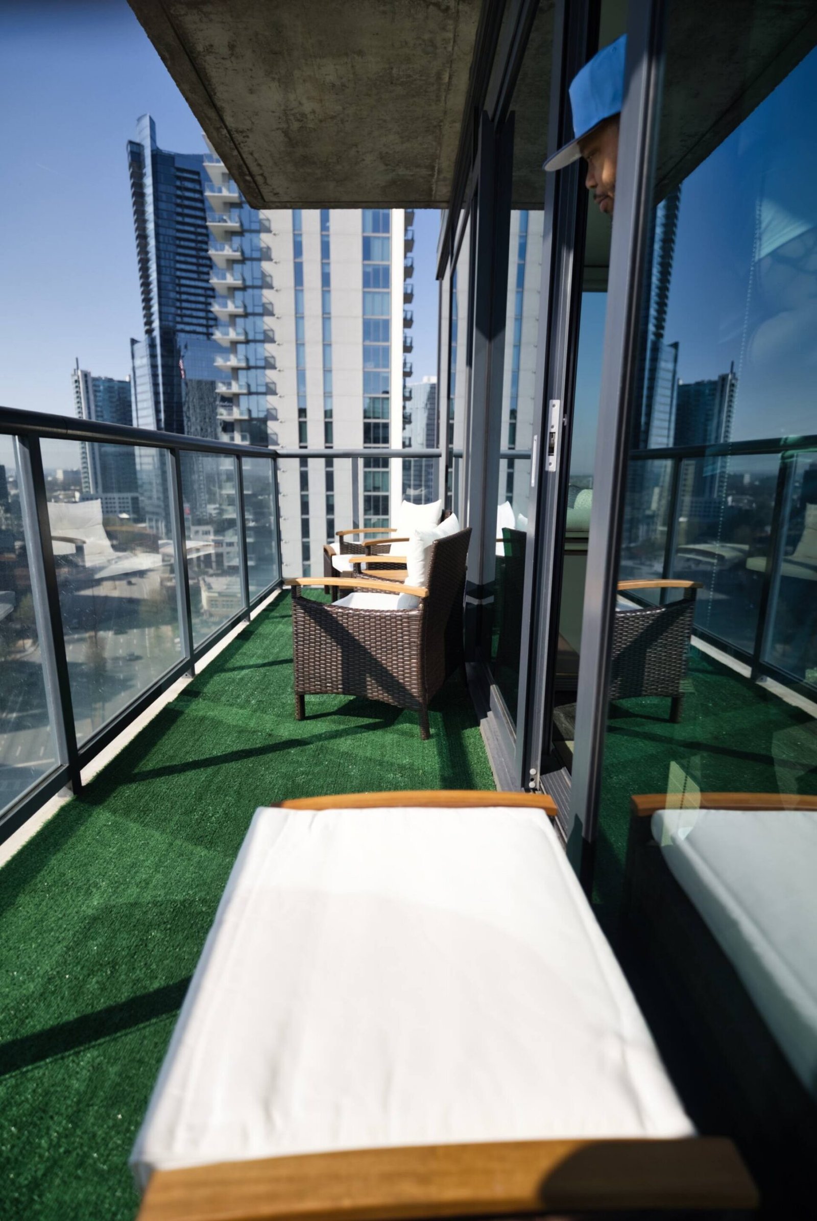 Balcony daybed with high-rise views